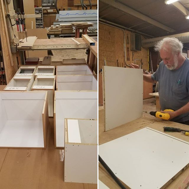 Billy assembling some cabinets
#customfurniture #customcabinets #customcabinetry #handmade #woodworking #woodshop #madeinraleigh #madeinusa #shoplocalraleigh #shoplocal #raleigh #raleighnc