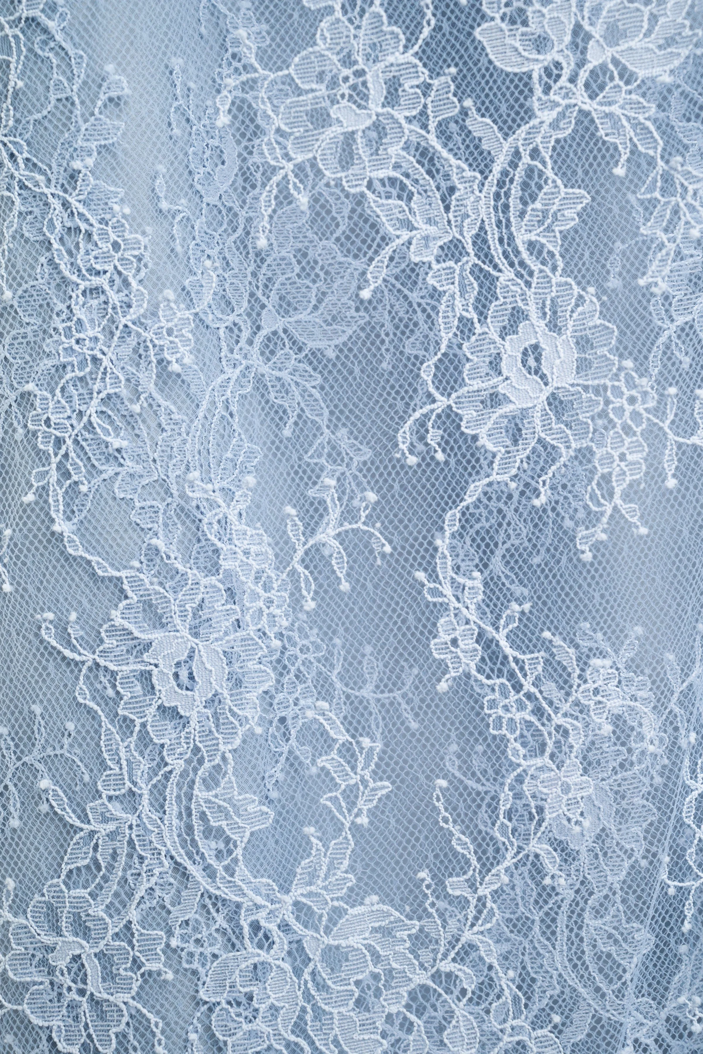 Vinetta Chantilly Lace_Whisper Blue_2400x3600.jpg