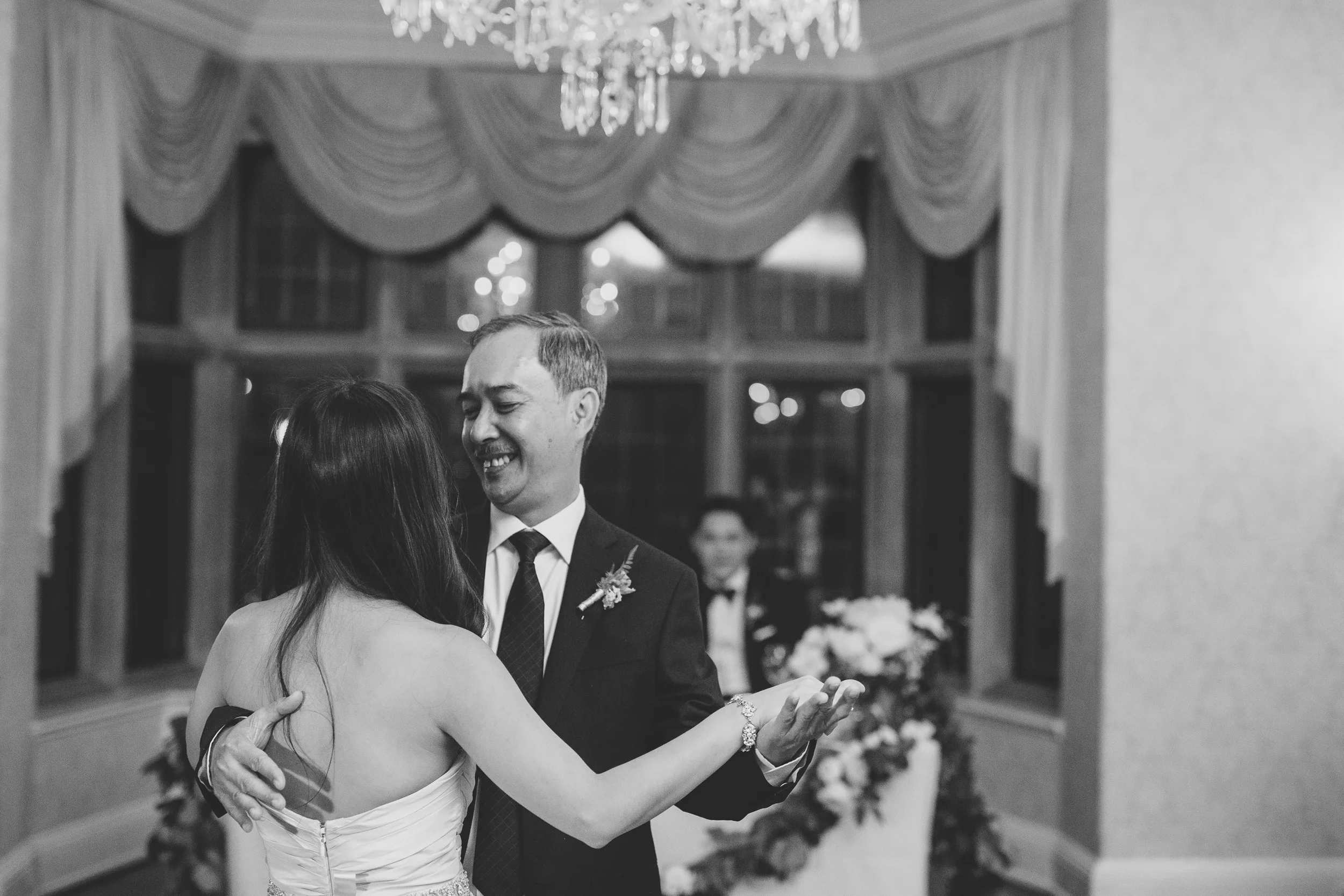 Lisa-Gabriel-Style-Me-Pretty-Pearl-Bridal-House