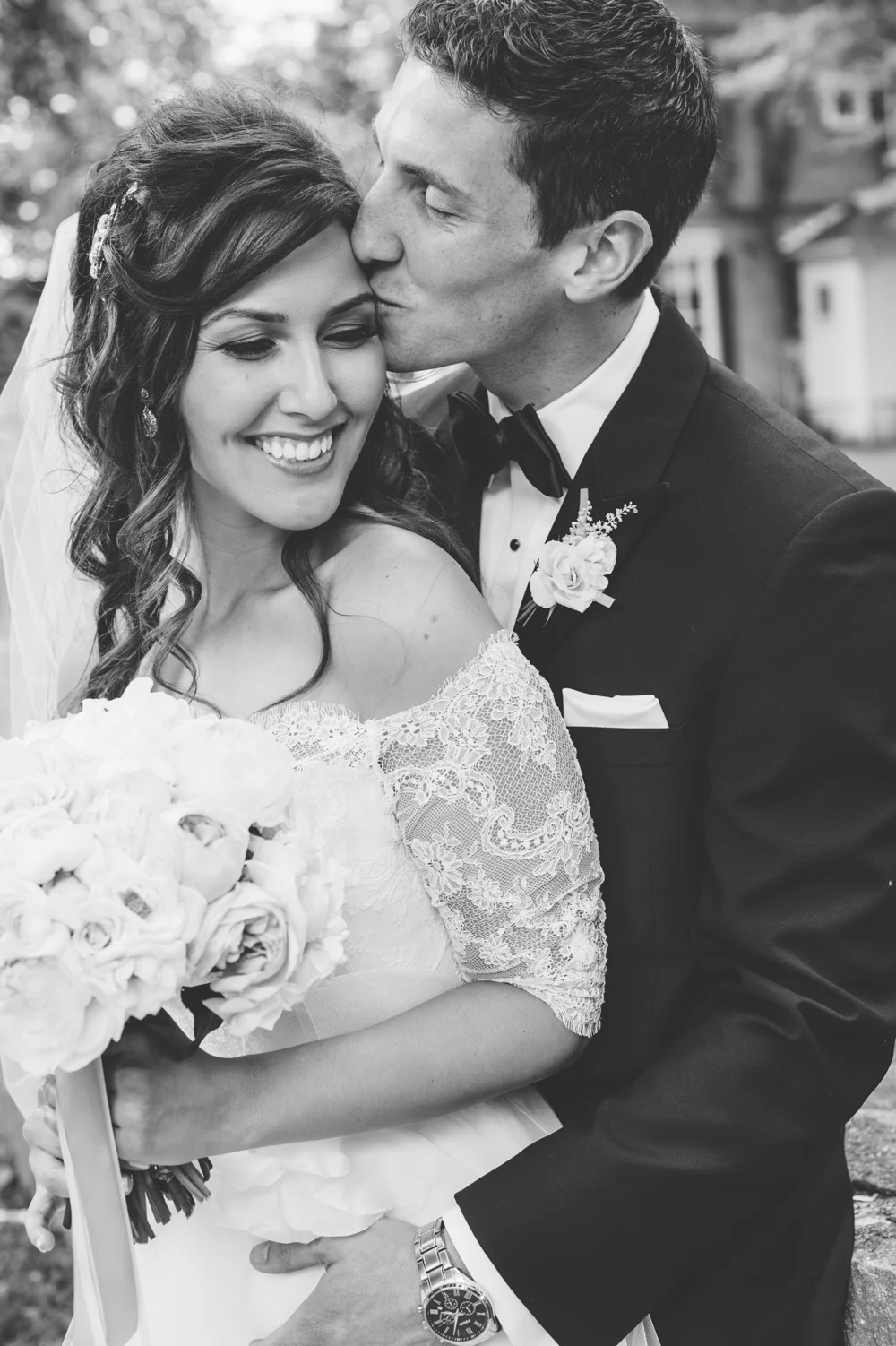 Melissa-and-Alex-Mimmo-and-Co-pearlbridalhouse.com-11.jpg