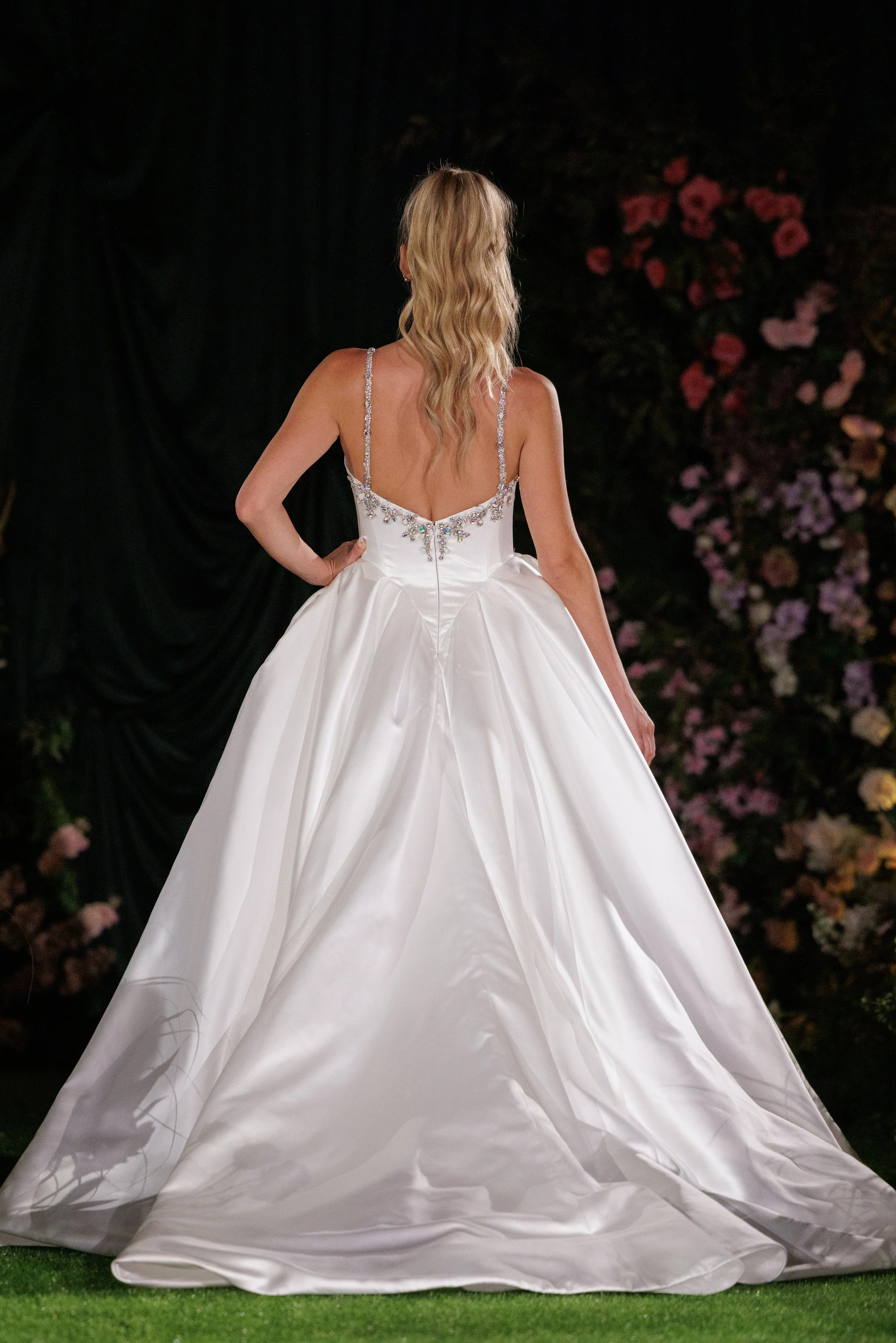 Queen of Genovia_Ivory_B.JPG