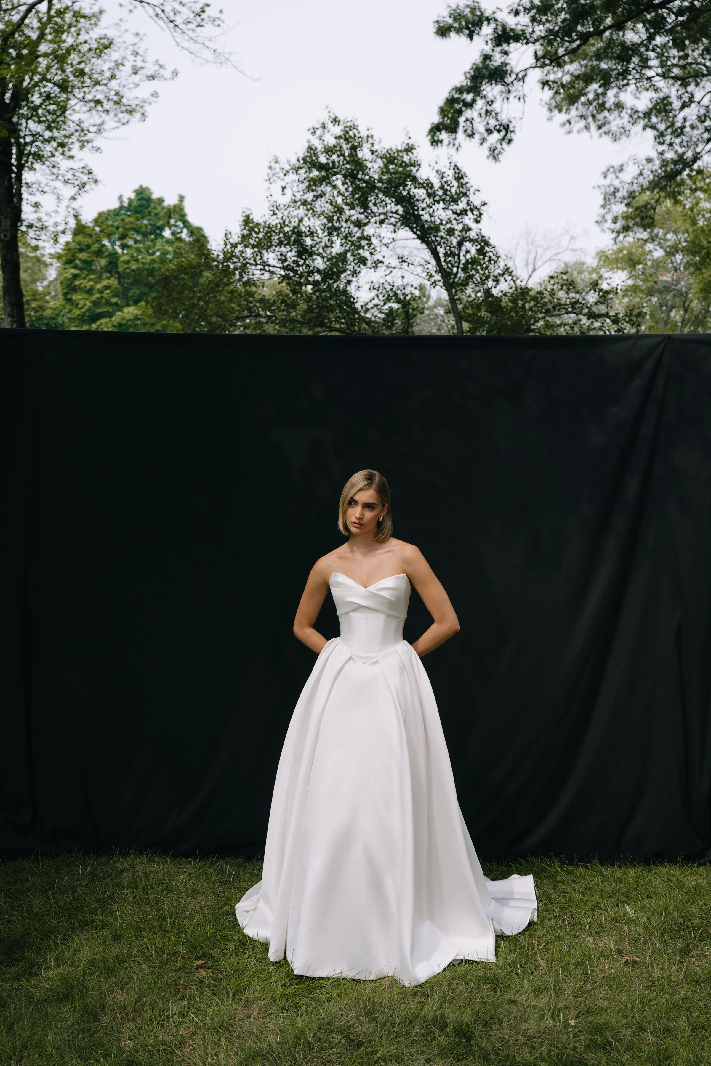 Jenny-Yoo-Eve-Far-Away