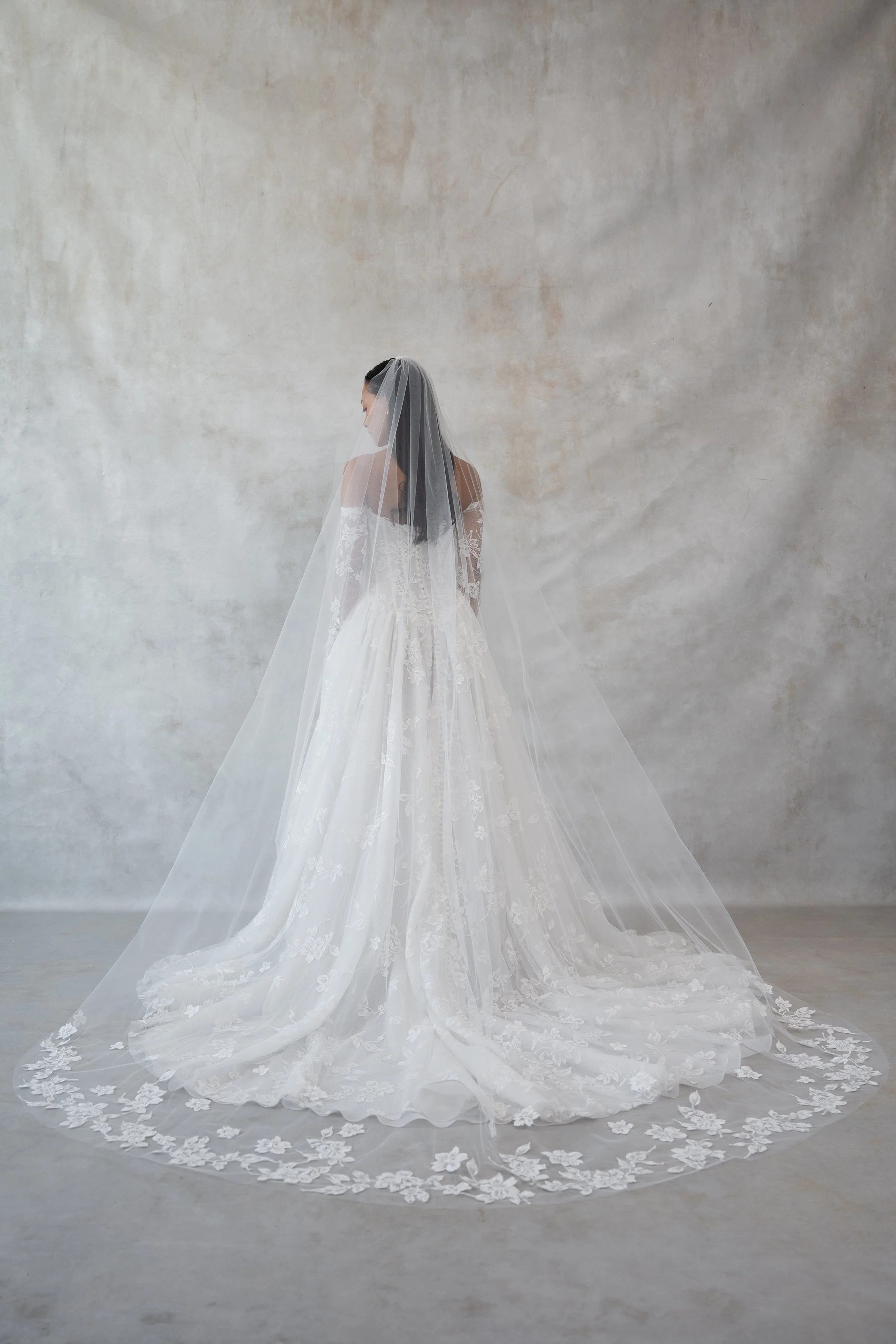 Phoebe_Veil_42867_Edited_2400x3600.jpg
