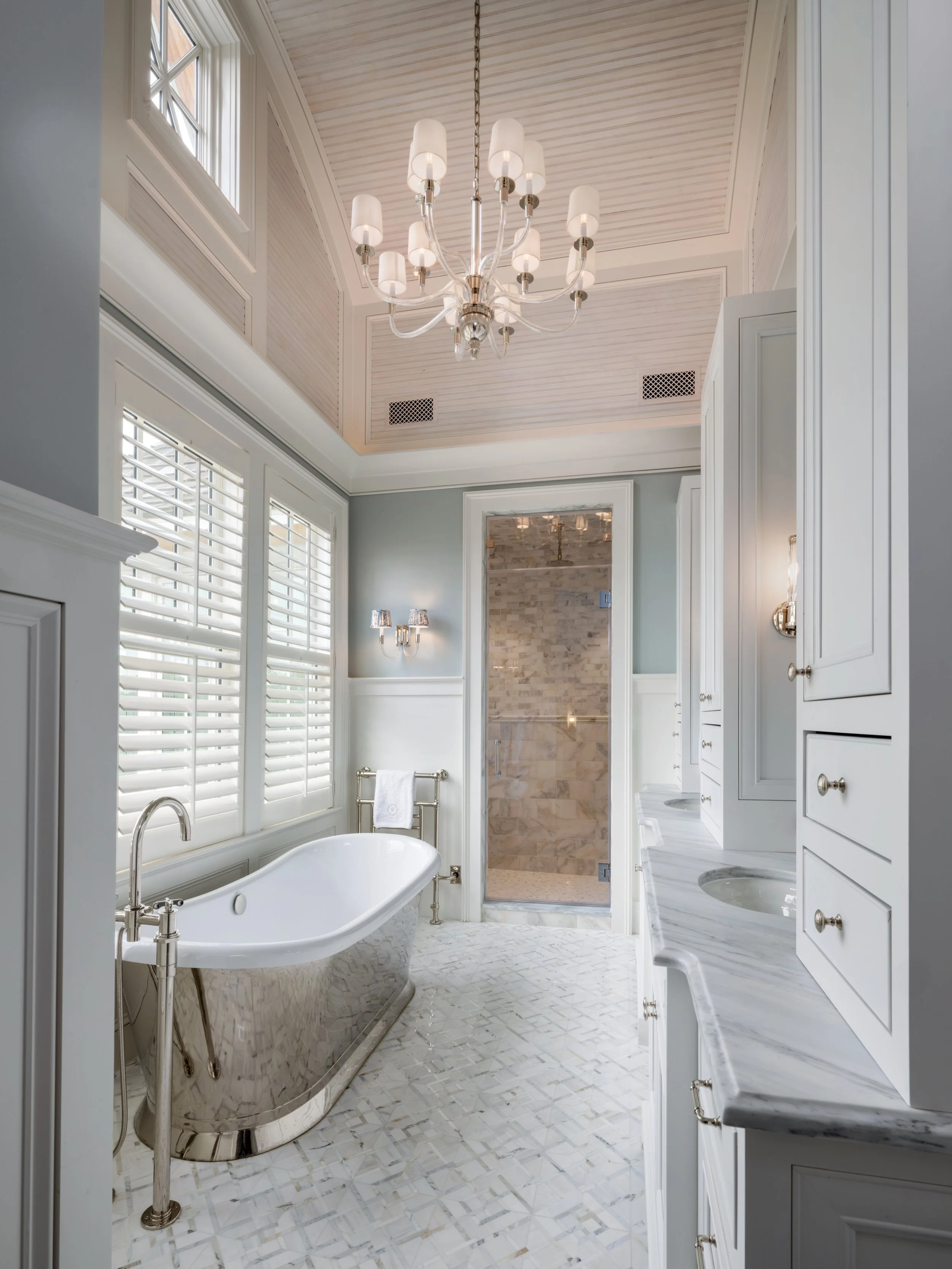 249_Davies_Master_Bathroom_01_Lights.jpg