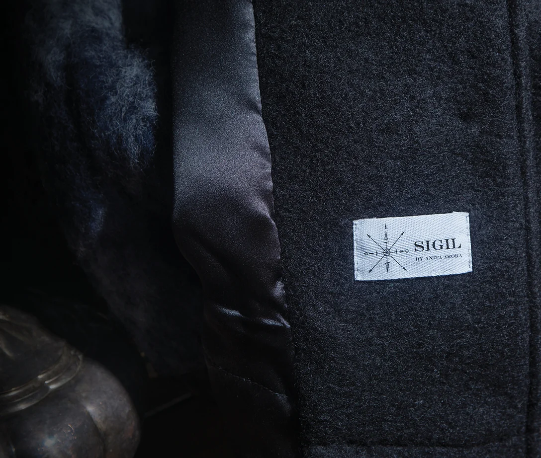 Lightened Sigil Cape Lining and Label.jpg