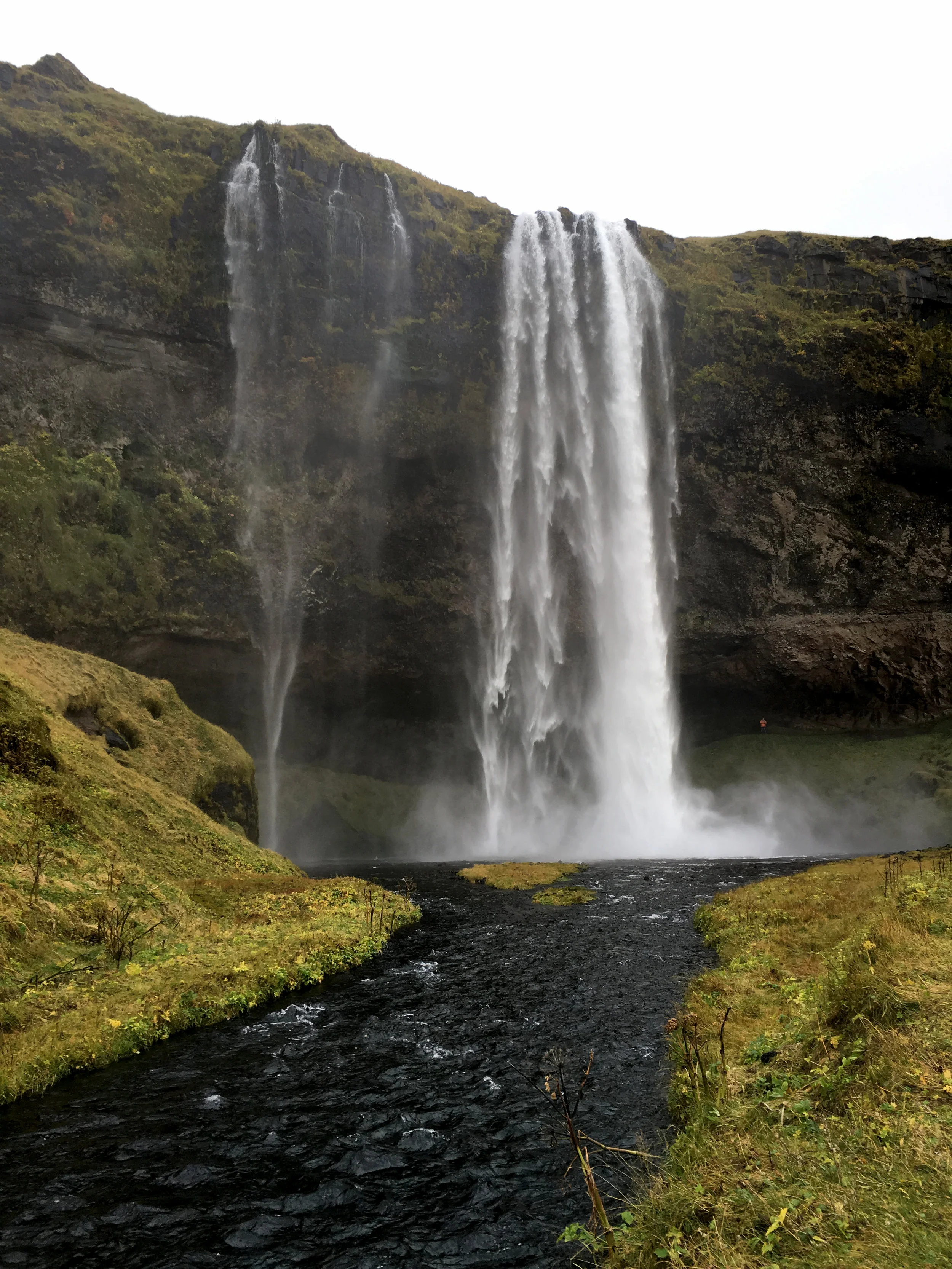 Seljalandsfoss 2.jpg