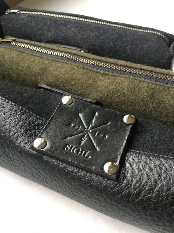 Wool/Leather Travel Pouch All Black — SIGIL