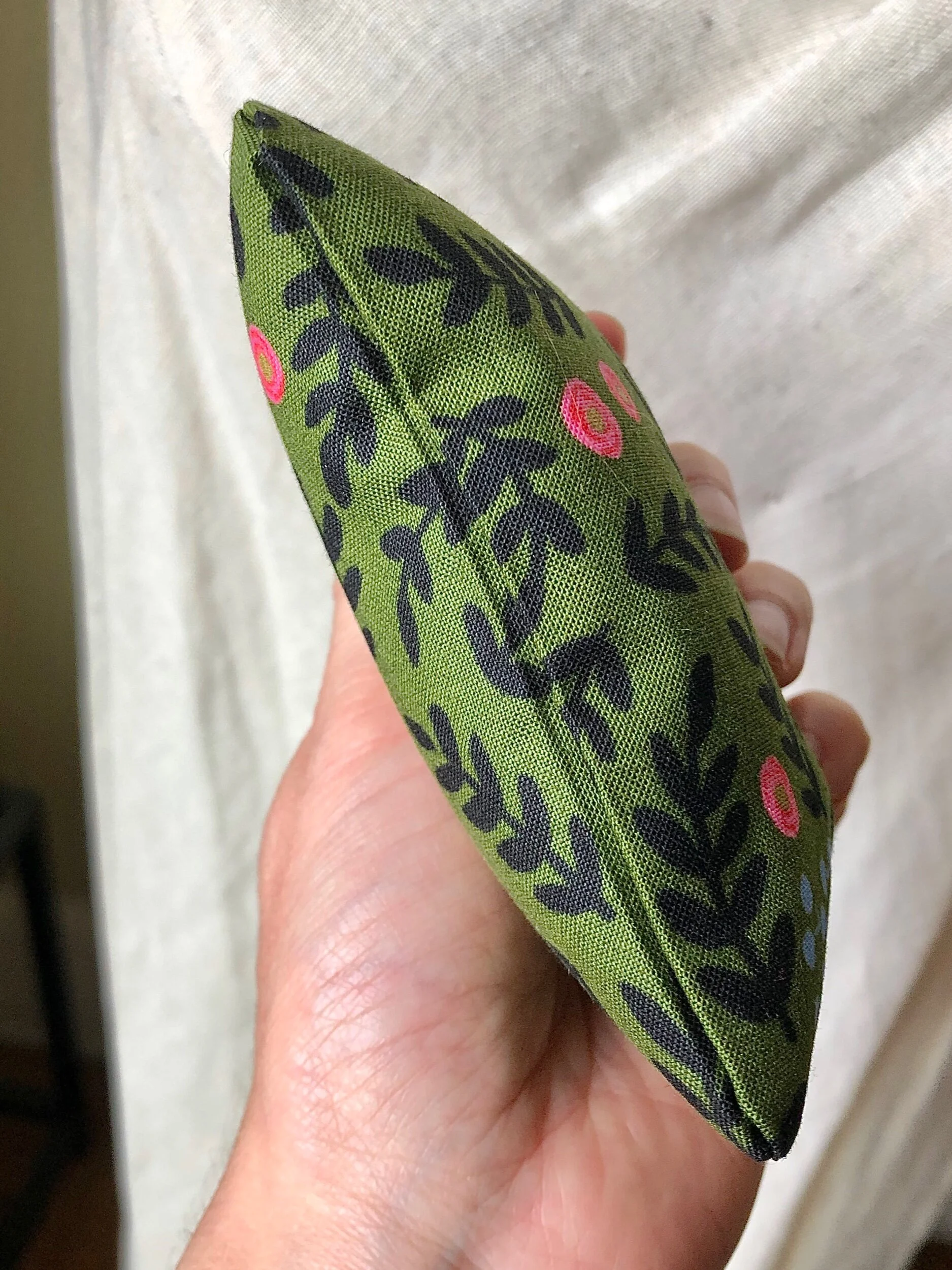 E7F81827-993A-4EE8-AA83-86B7B2970B9B