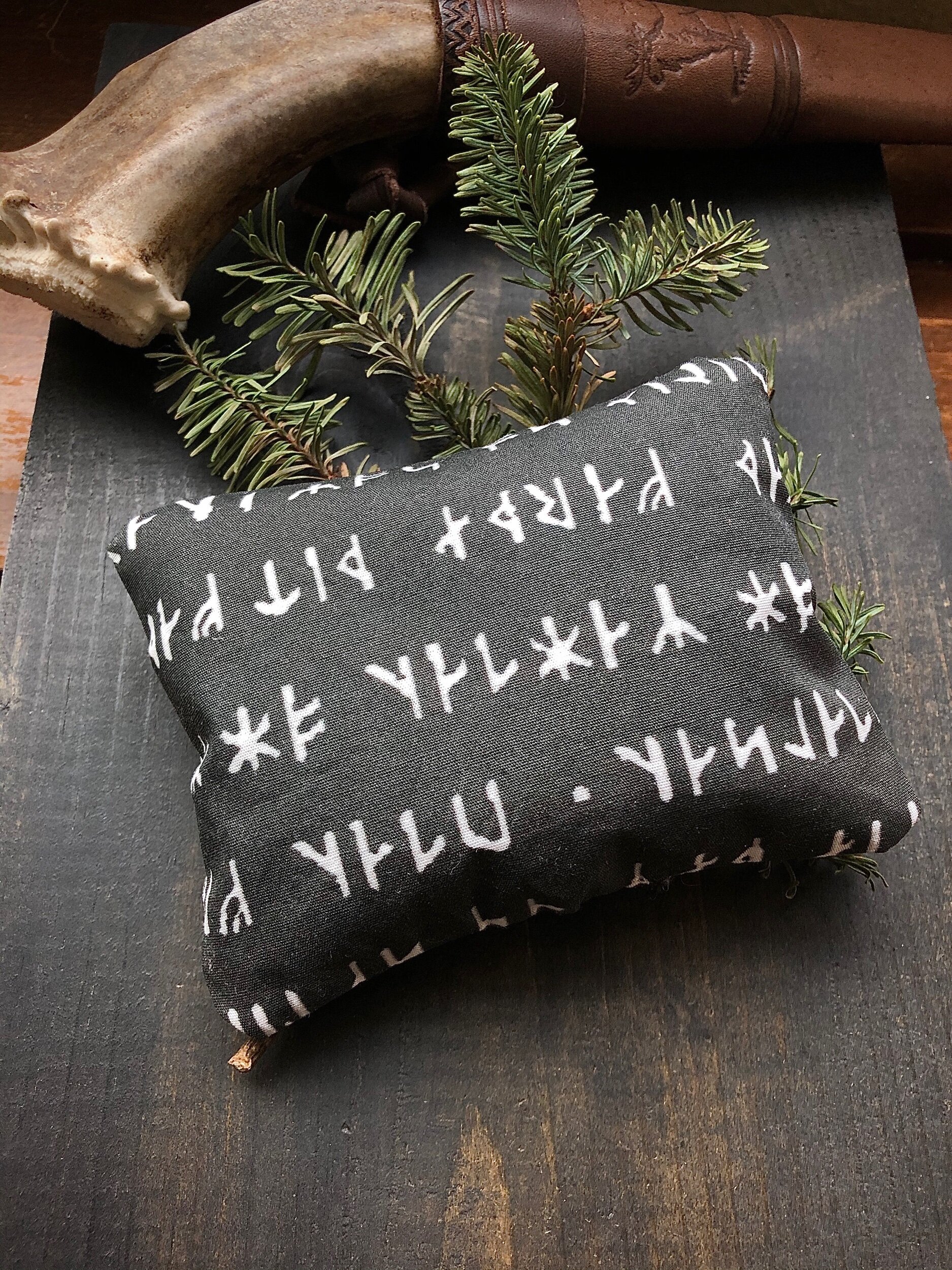 795BD8C8-FA9A-4C53-971D-F40CEE23EAB8