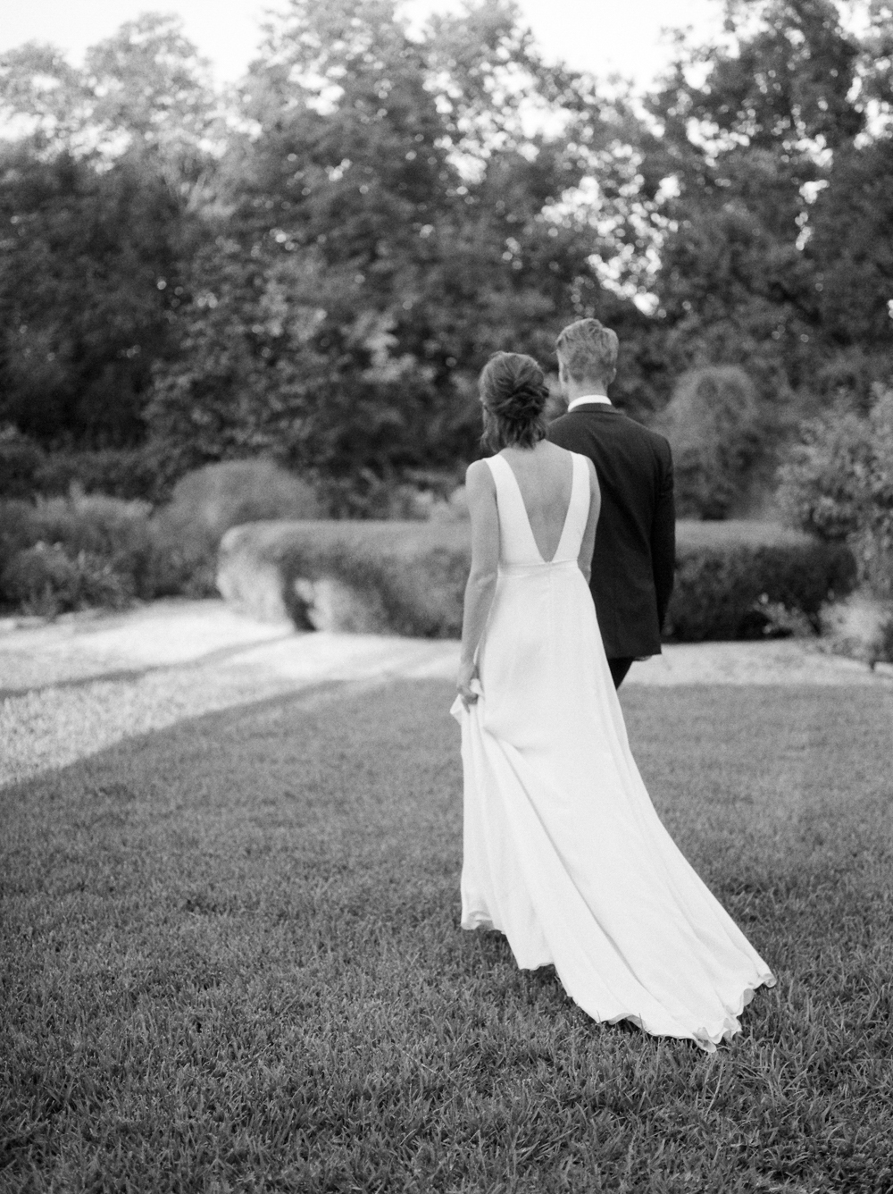 christine-gosch-barr-mansion-austin-wedding-venues-venue-simple-film-photographer-wedding-sparrow-alexandra-grecco-sprout-floals-feathers-and-frosting-classic-inspired-photography-mayhar-design43.jpg