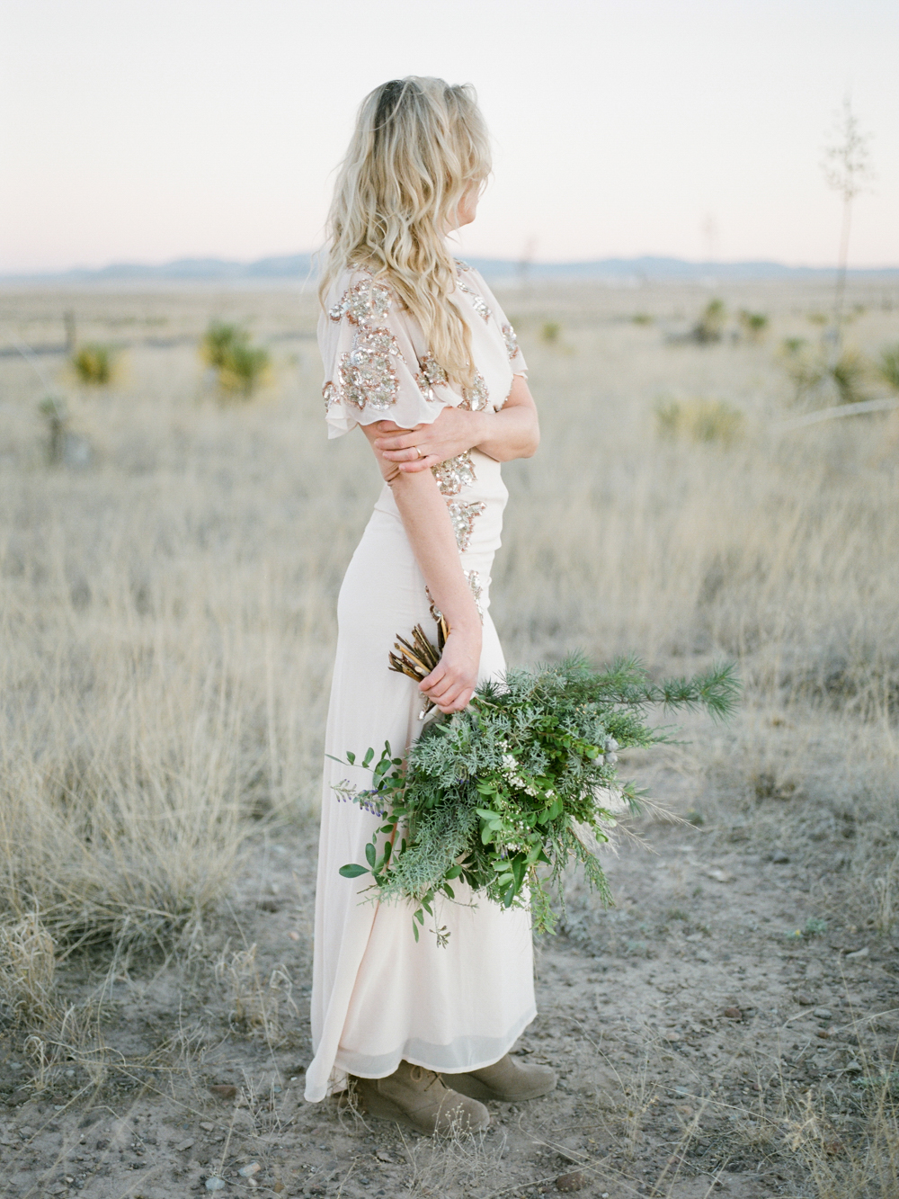foraged bouquet by flower power productions