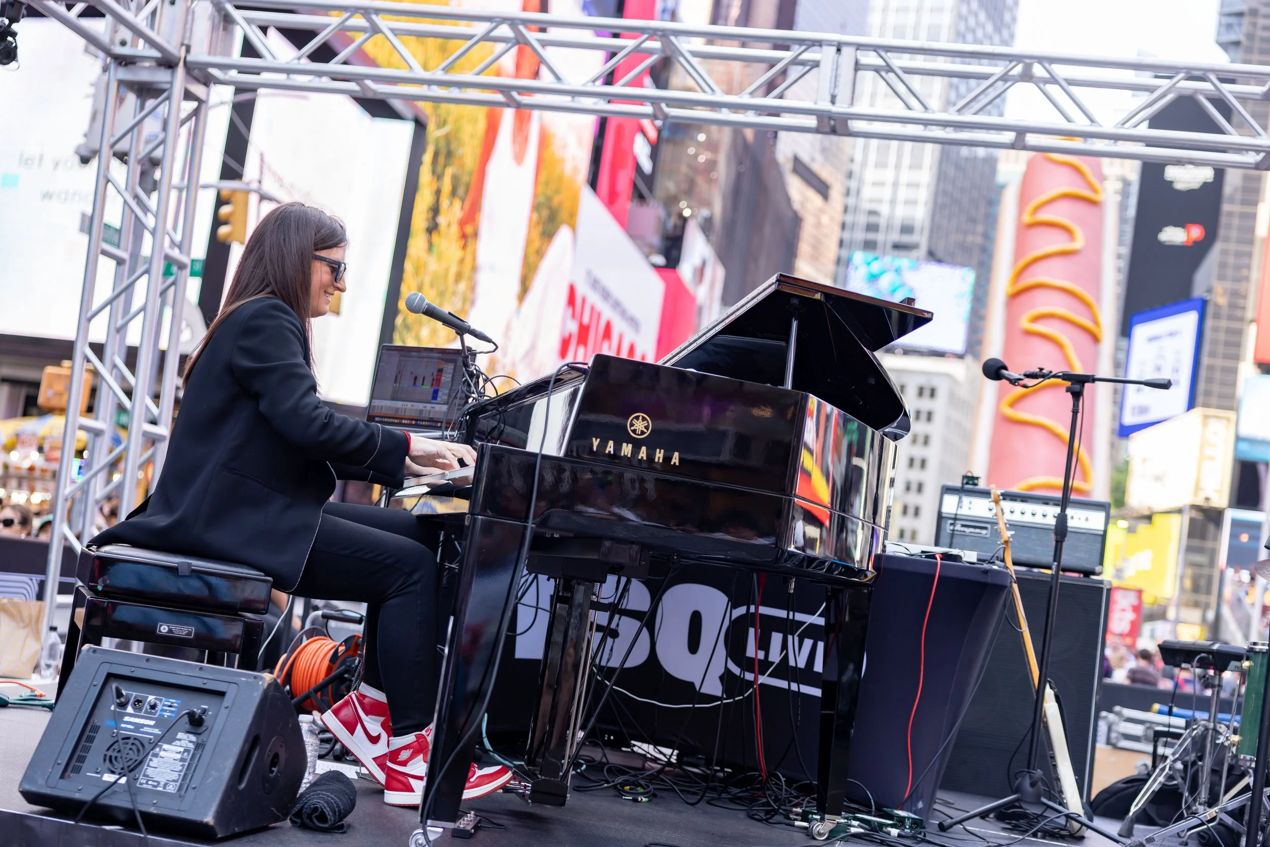 TSQLive-NatalieTenenbaum-MichaelHullPhoto-12.jpg