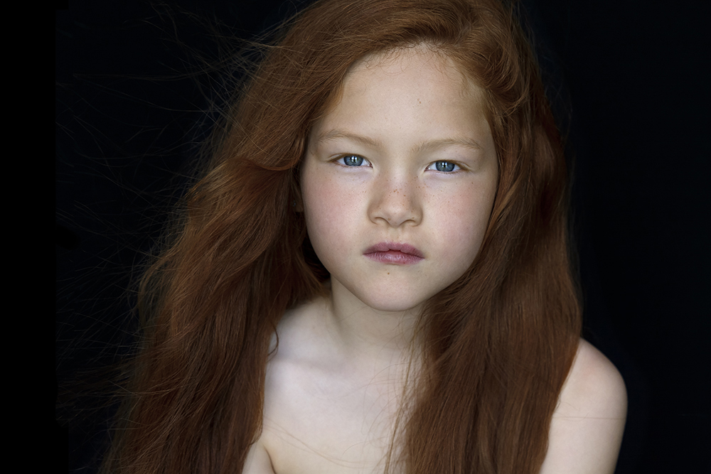 Portret kinderfotografie fotoshoot meisje Ylse.jpg