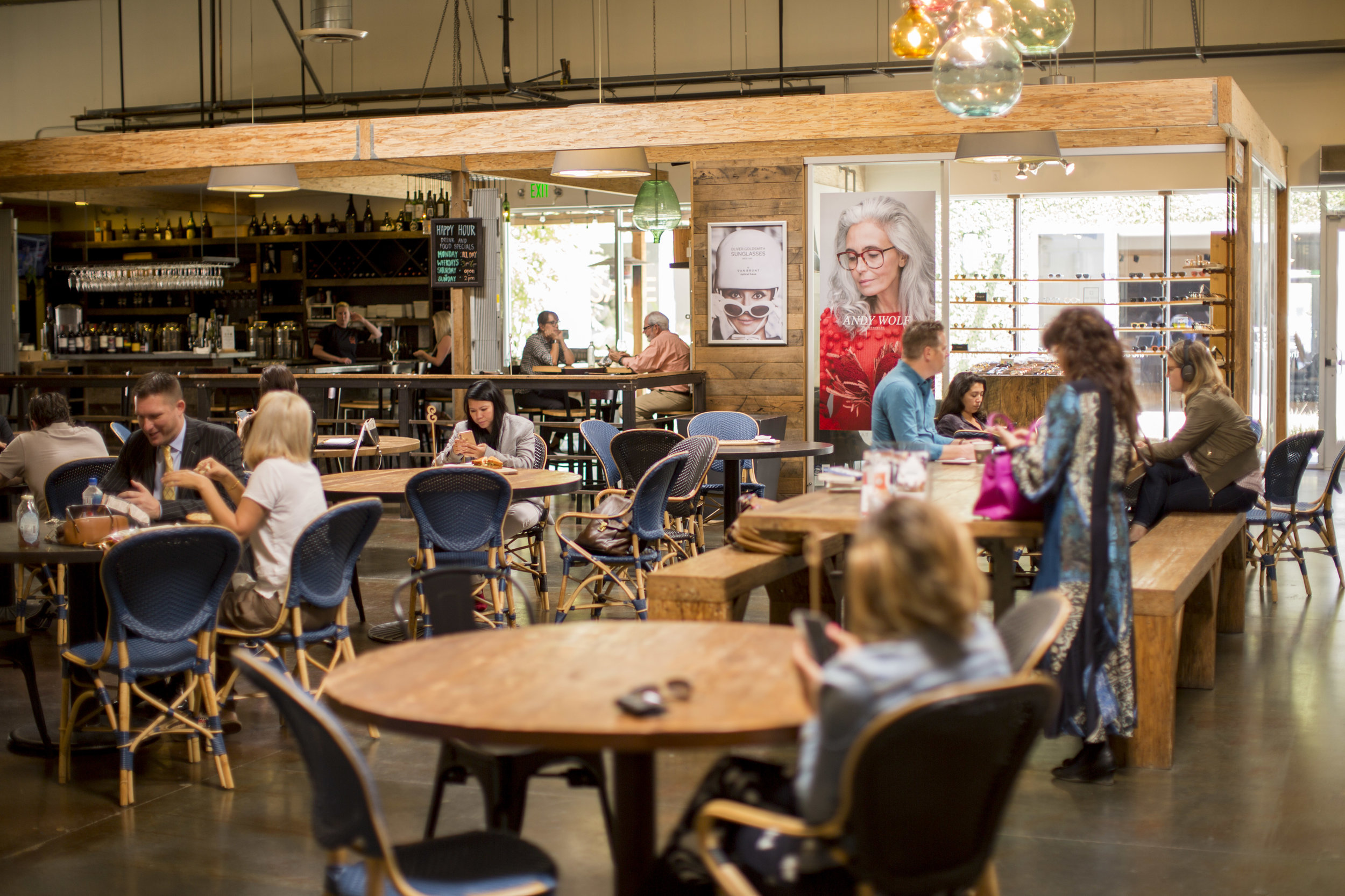 2019_LostDogCycling_Blog_ShopVisit_PortolaCostaMesa_04.25.19_LifestylePhotos_011.jpg