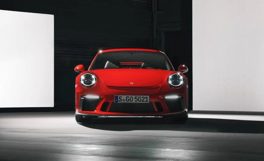Manual is back Porsche 911 GT3 2018 عودة القير العادي للبورشه 