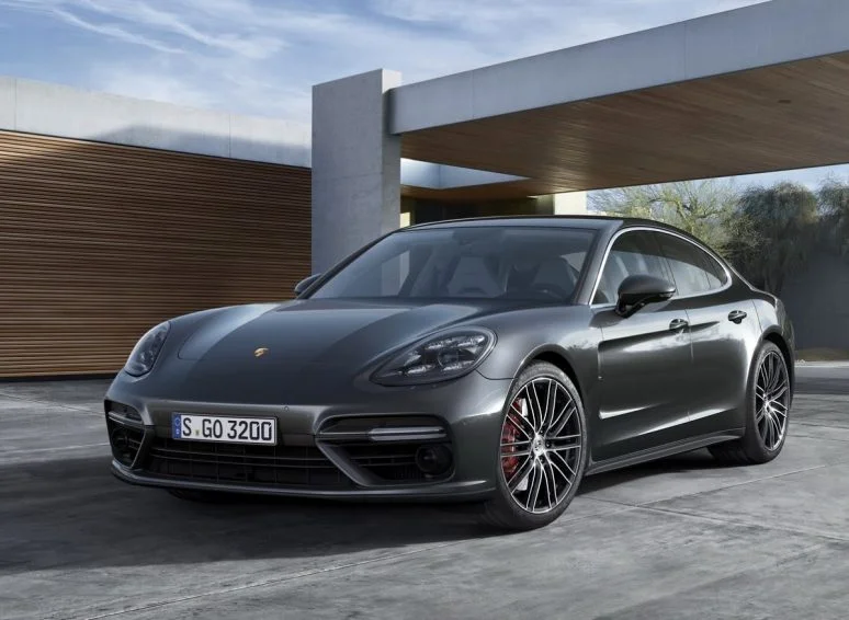 Porsche Panamera sport turismo بورشه بنيميرا سبورت تيروزمو 