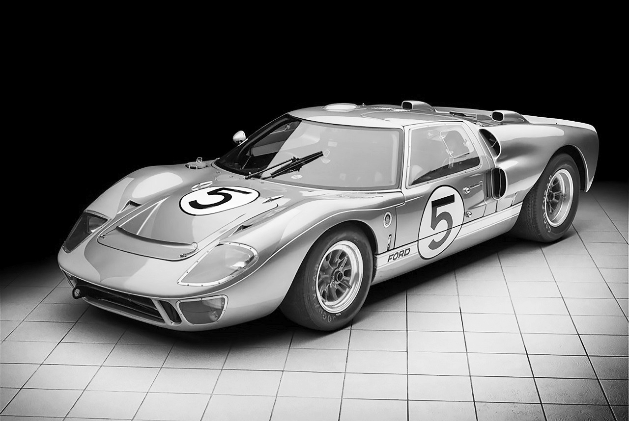 1966-Ford-GT40-Le-Mans-19.jpg