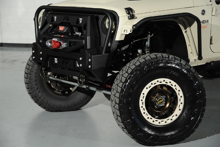 Starwood-Motors-Custom-Jeep-Wrangler-Bandit-6.jpg