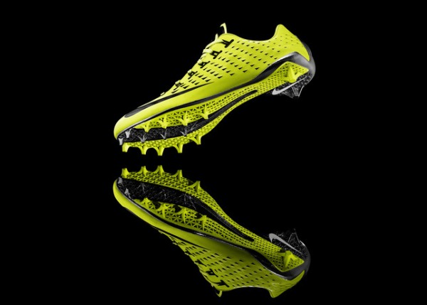 Nike-vapor-lasor-talon-footbal-sneaker-1-www.mensgear.net-cool-gear-tech-mens-gadgets-grooming-style-gizmos-gifts-mens-gift-ideas-travel-entertainment-auto-cars-rides-watches-babes-blog-.jpg4_.jpg