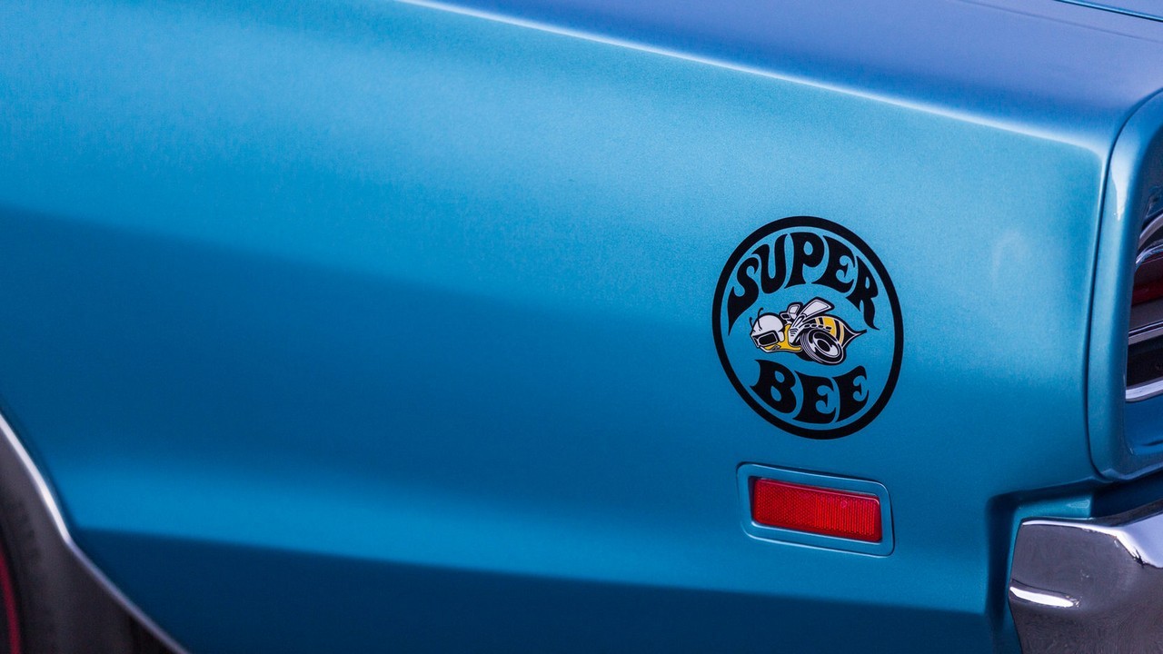 1969-Dodge-Super-Bee-10.jpg