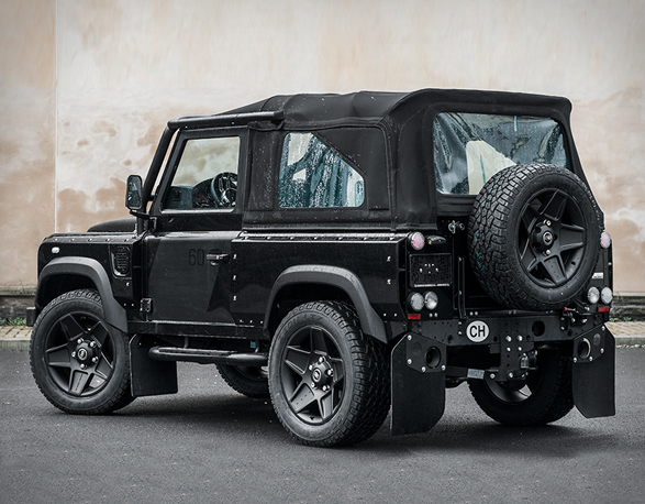 land-rover-defender-svx-3.jpg