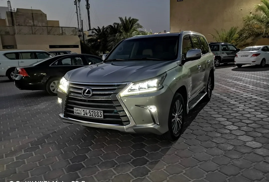 Lexus lx570 2016 لكزس ال اكس٥٧٠ ٢٠١٦