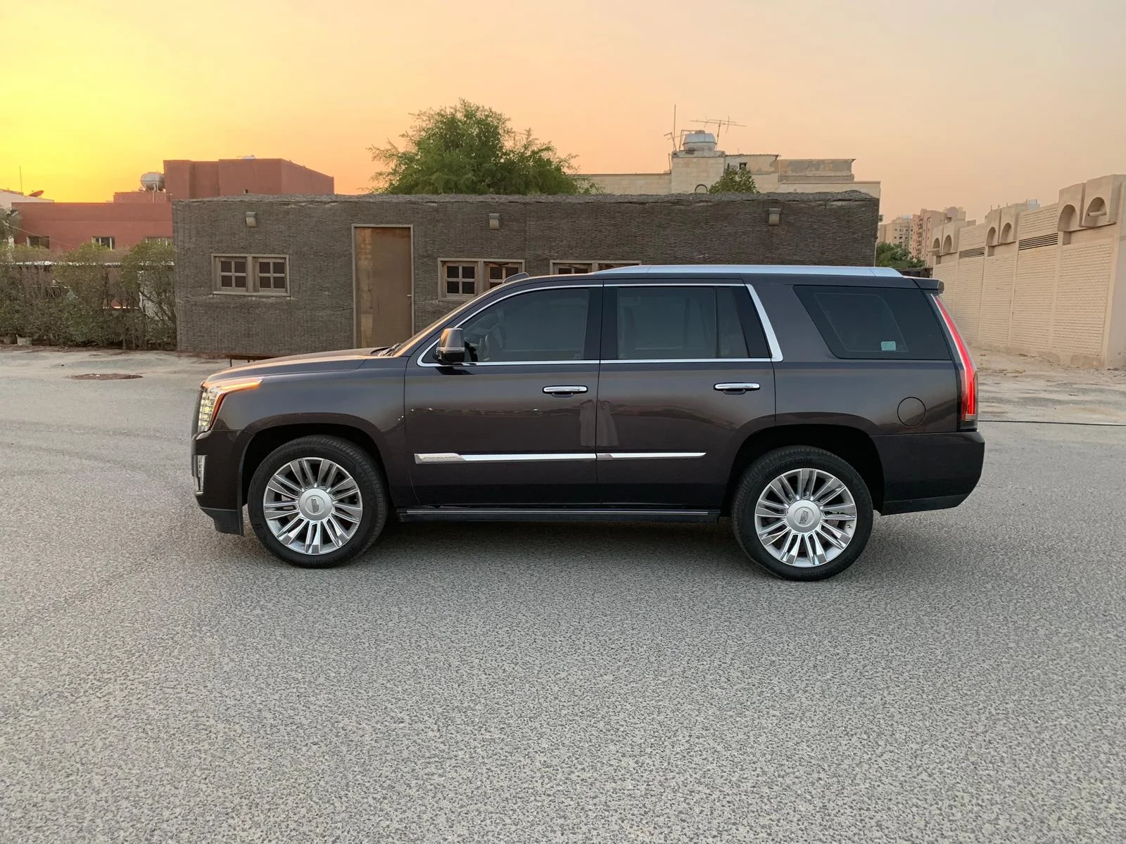 Cadillac escalade 2015 كاديلاك اسكاليد ٢٠١٥