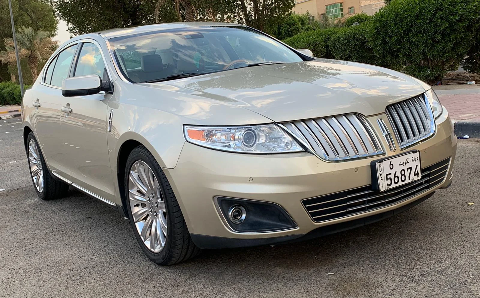 Lincoln mks 2011 لنكولن مارك اس ٢٠١١