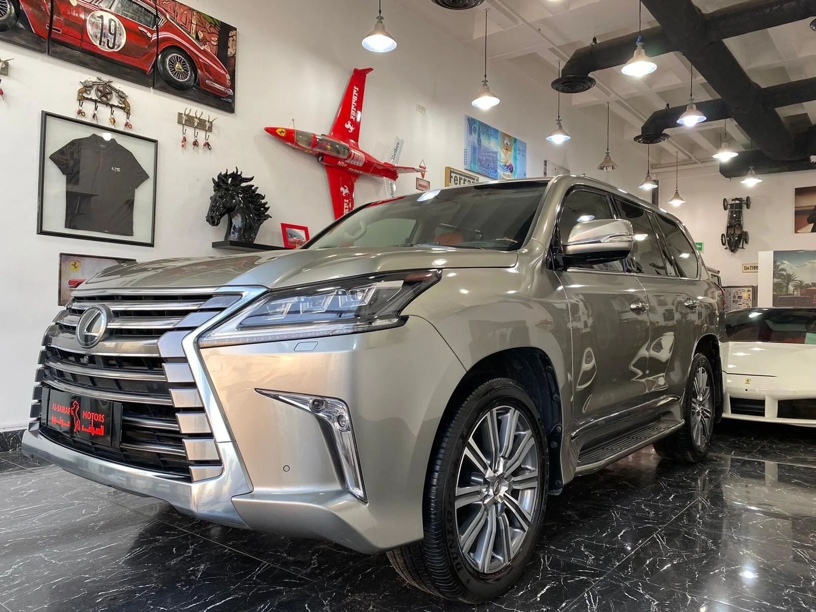 Lexus lx570 2017 لكزس ال اكس٥٧٠ ٢٠١٧