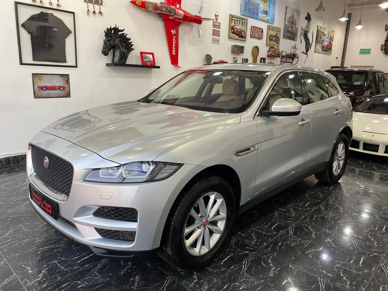 Jaguar f pace 2018 جاكوار اف بيس ٢٠١٨