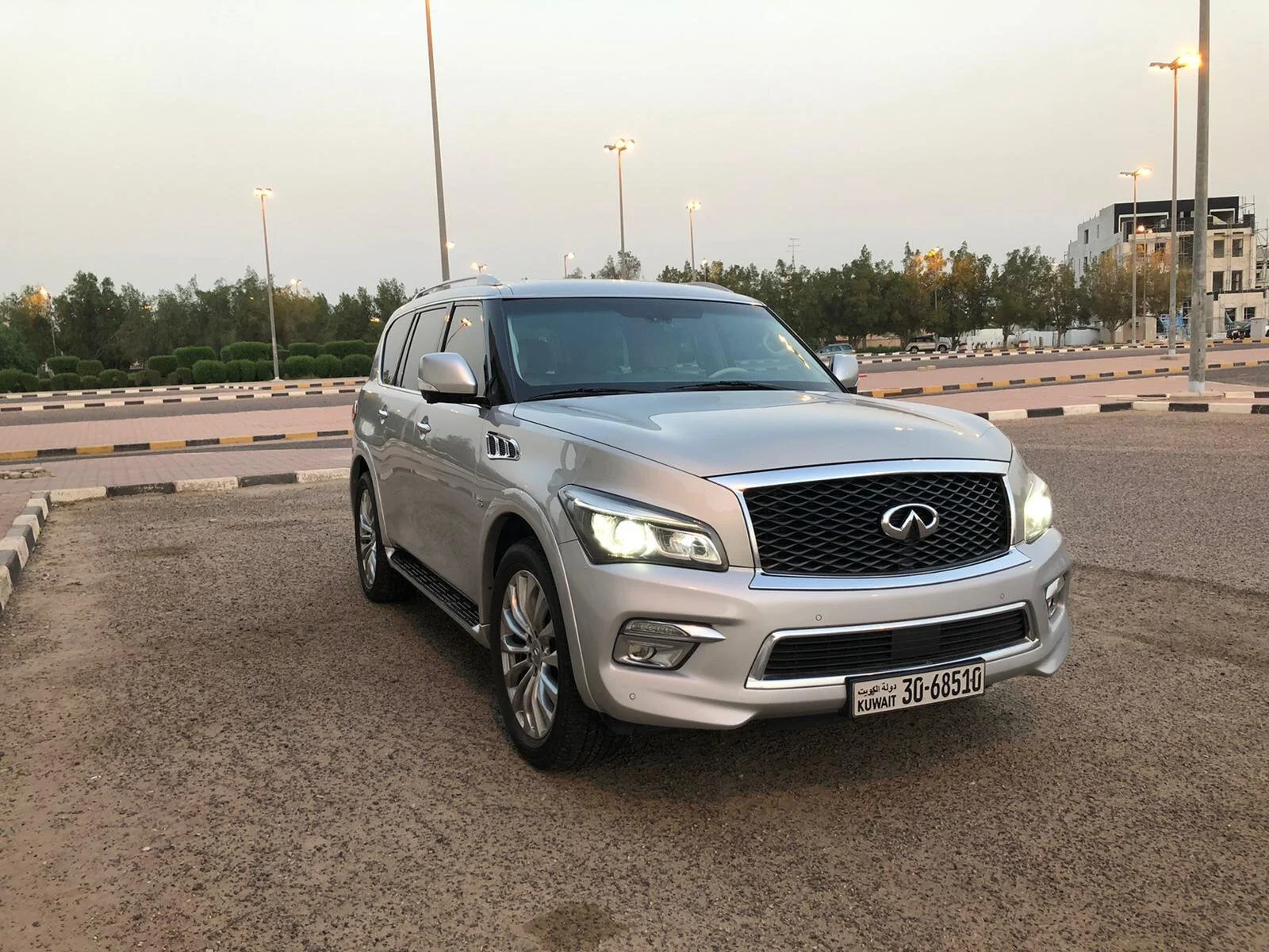 Infinity qx80 2015 انفينيتي كيو اكس٨٠ ٢٠١٥