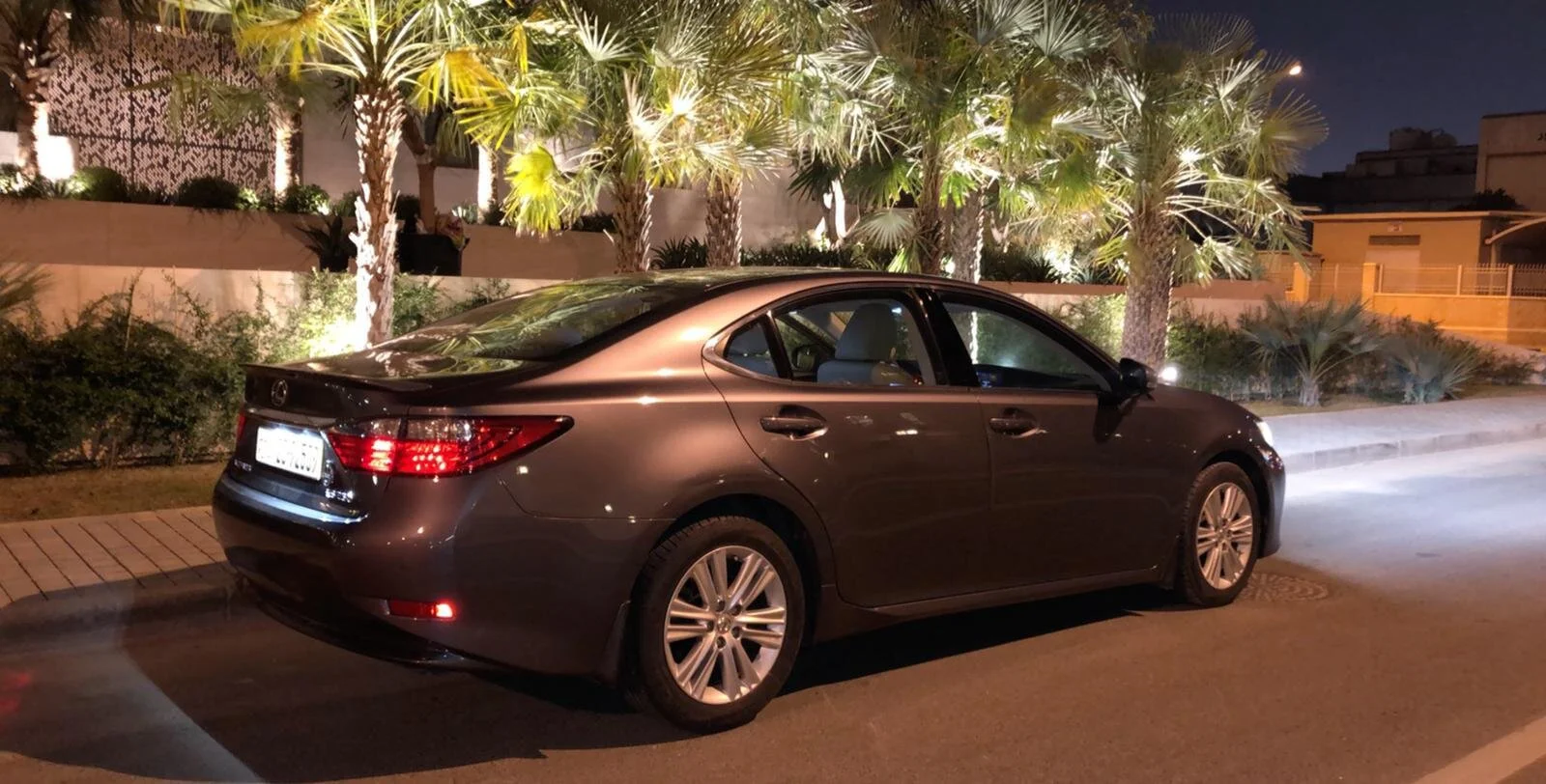 Lexus es 2013 لكزس اي اس ٢٠١٣