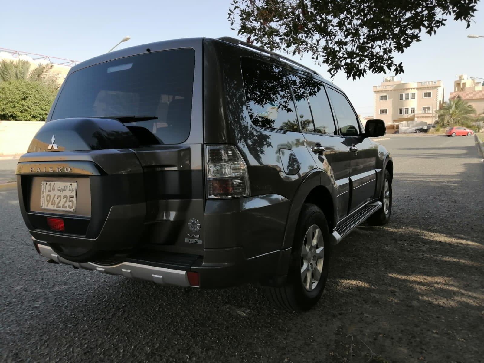 Mitsubishi pajero 2016 ميتسوبيشي باجيرو ٢٠١٦2.jpeg