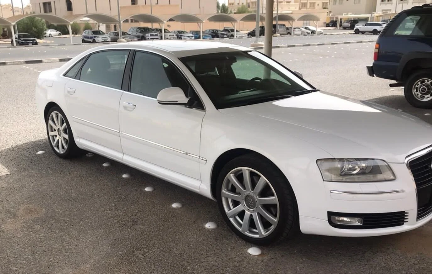 Audi a8 2008 اودي ا٨ ٢٠٠٨