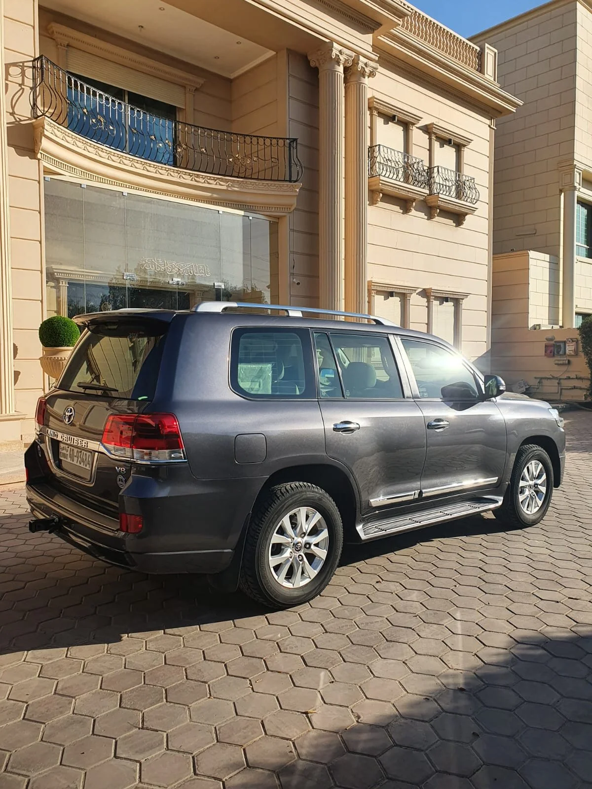 Toyota landcruiser 2018 تويوتا لاندكروزر ٢٠١٨4.jpeg