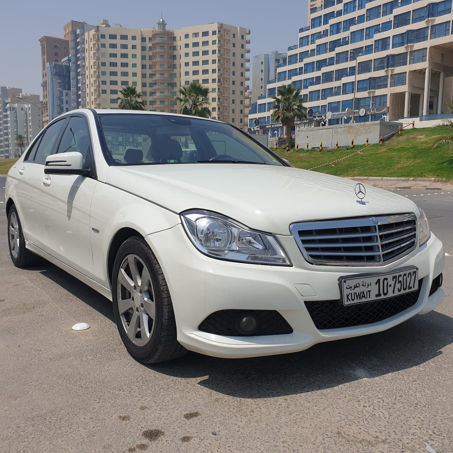 Mercedes c180 مرسيدس سي١٨٠.jpeg