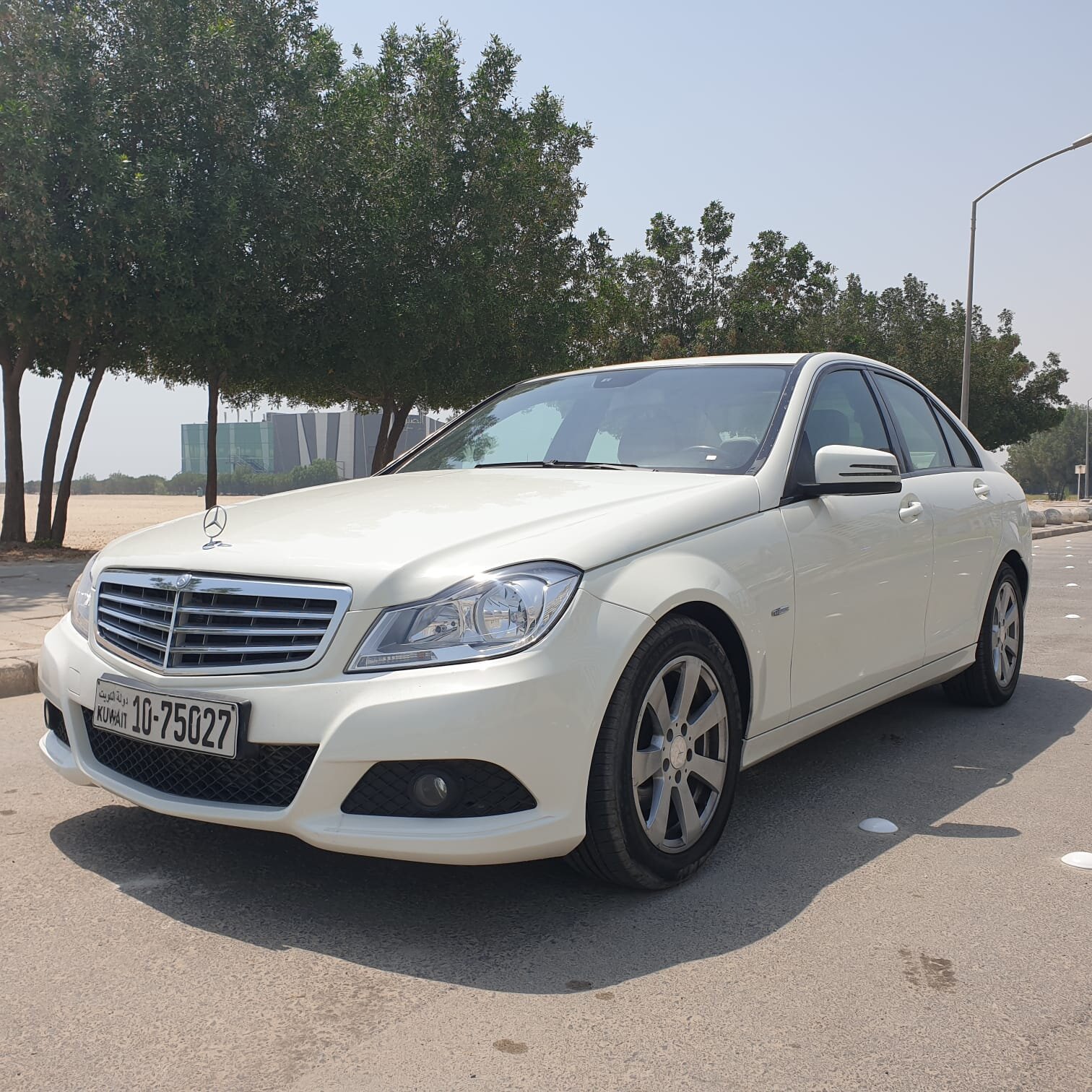 Mercedes c180 مرسيدس سي١٨٠1.jpeg