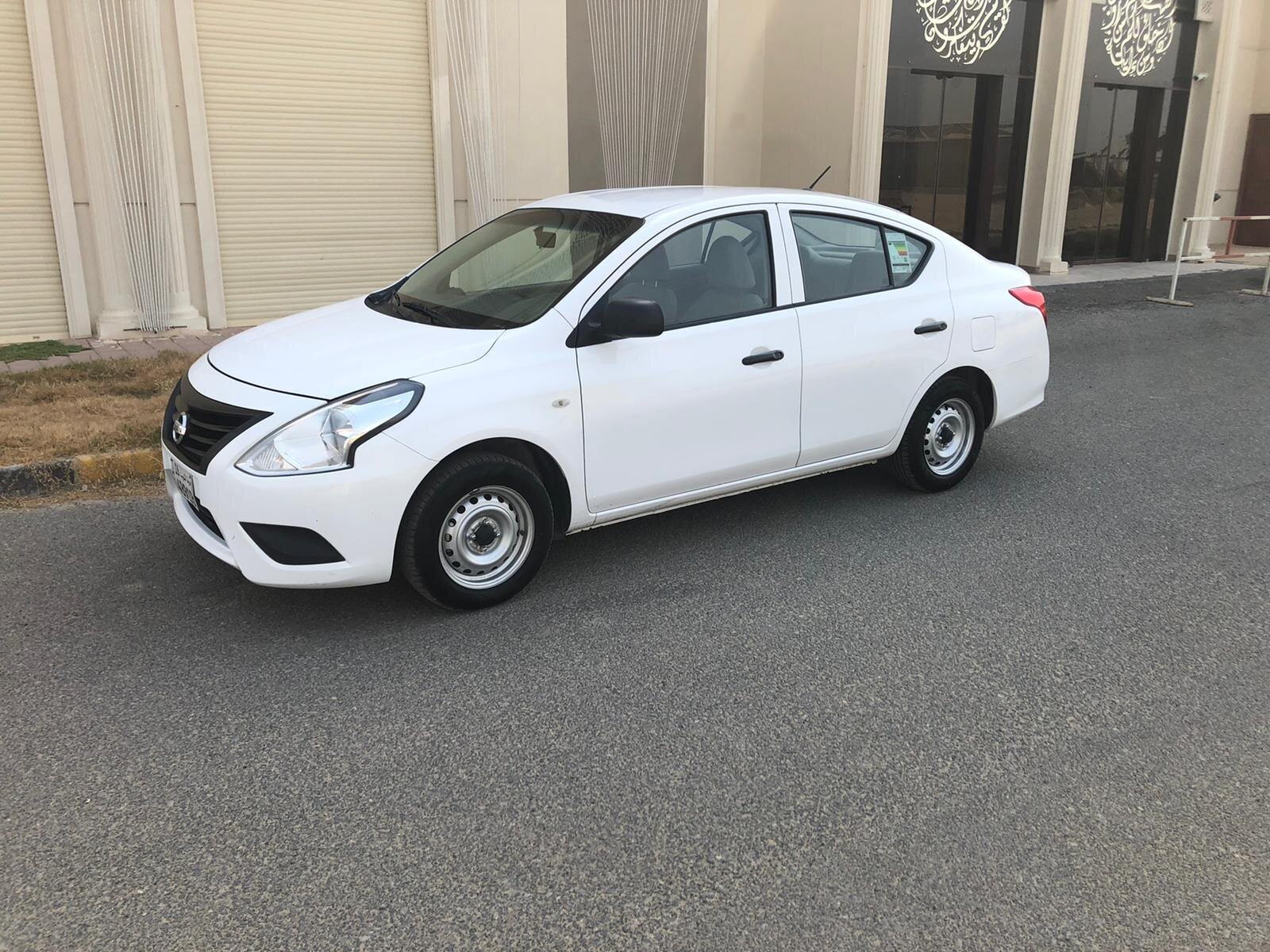 Nissan sunny 2018 نيسان صني ٢٠١٨.jpeg