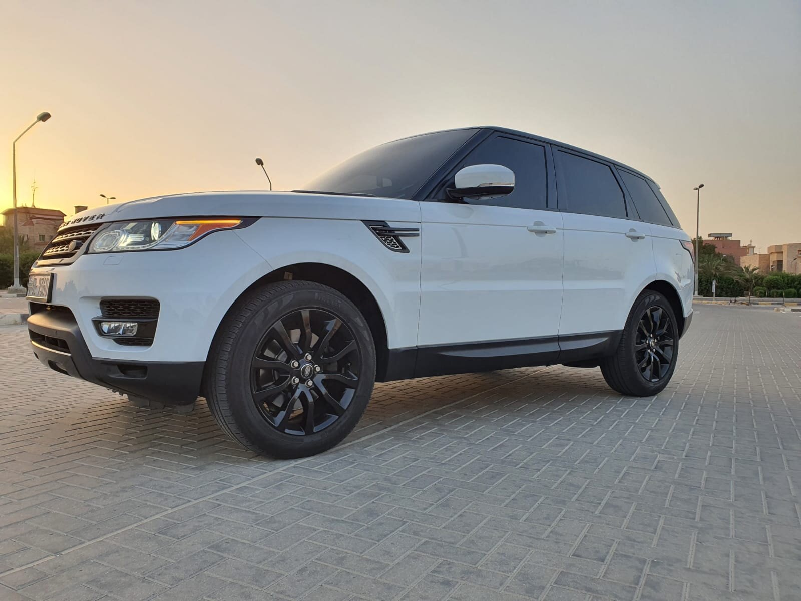 Range rover sport رينج روفر سبورت8.jpeg