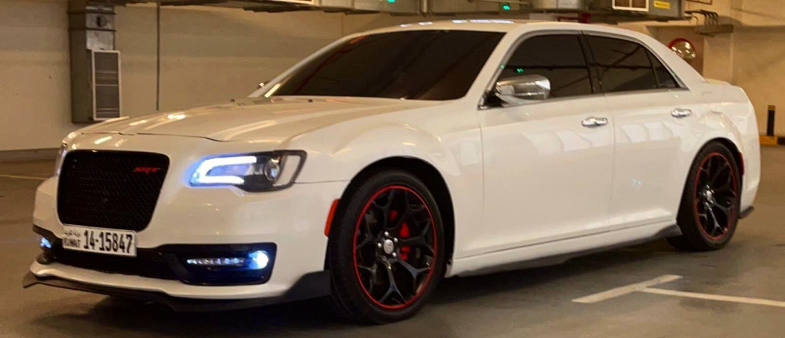 Chrysler 300c 2015 كرايزلر ٣٠٠سي ٢٠١٥4.jpeg