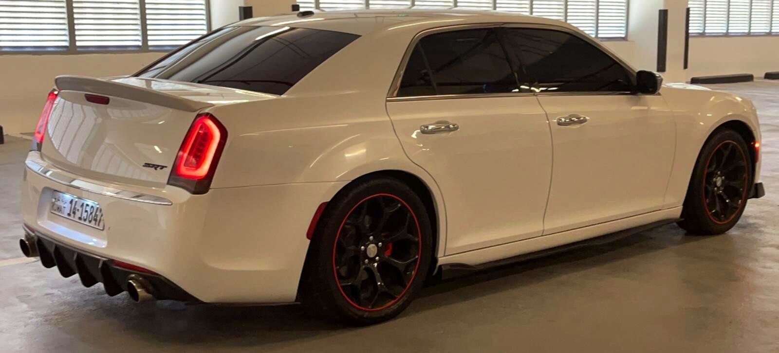 Chrysler 300c 2015 كرايزلر ٣٠٠سي ٢٠١٥7.jpeg