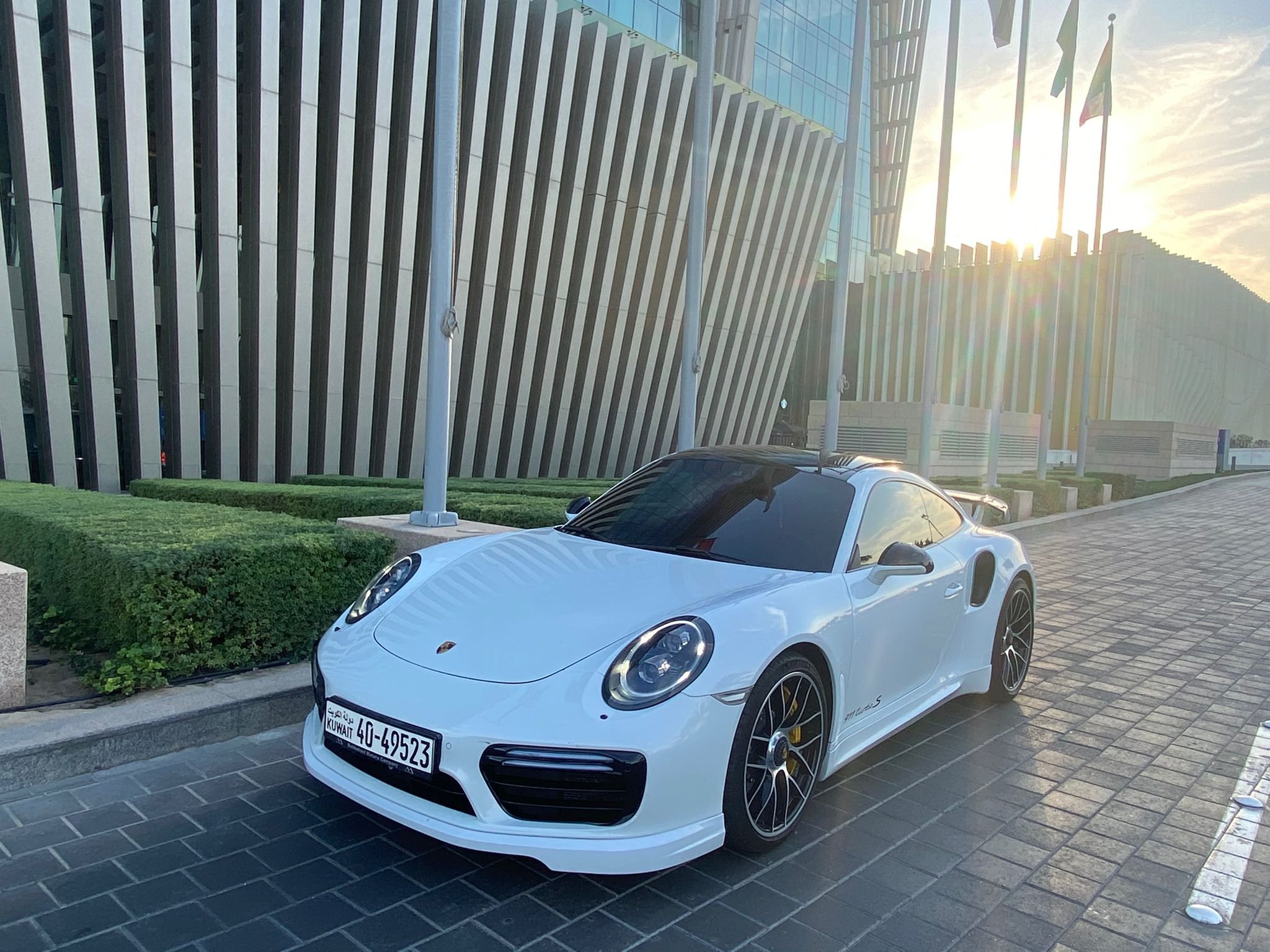 Porsche 911 turbo s 2017 بورشه ٩١١ تيربو اس ٢٠١٧.jpeg