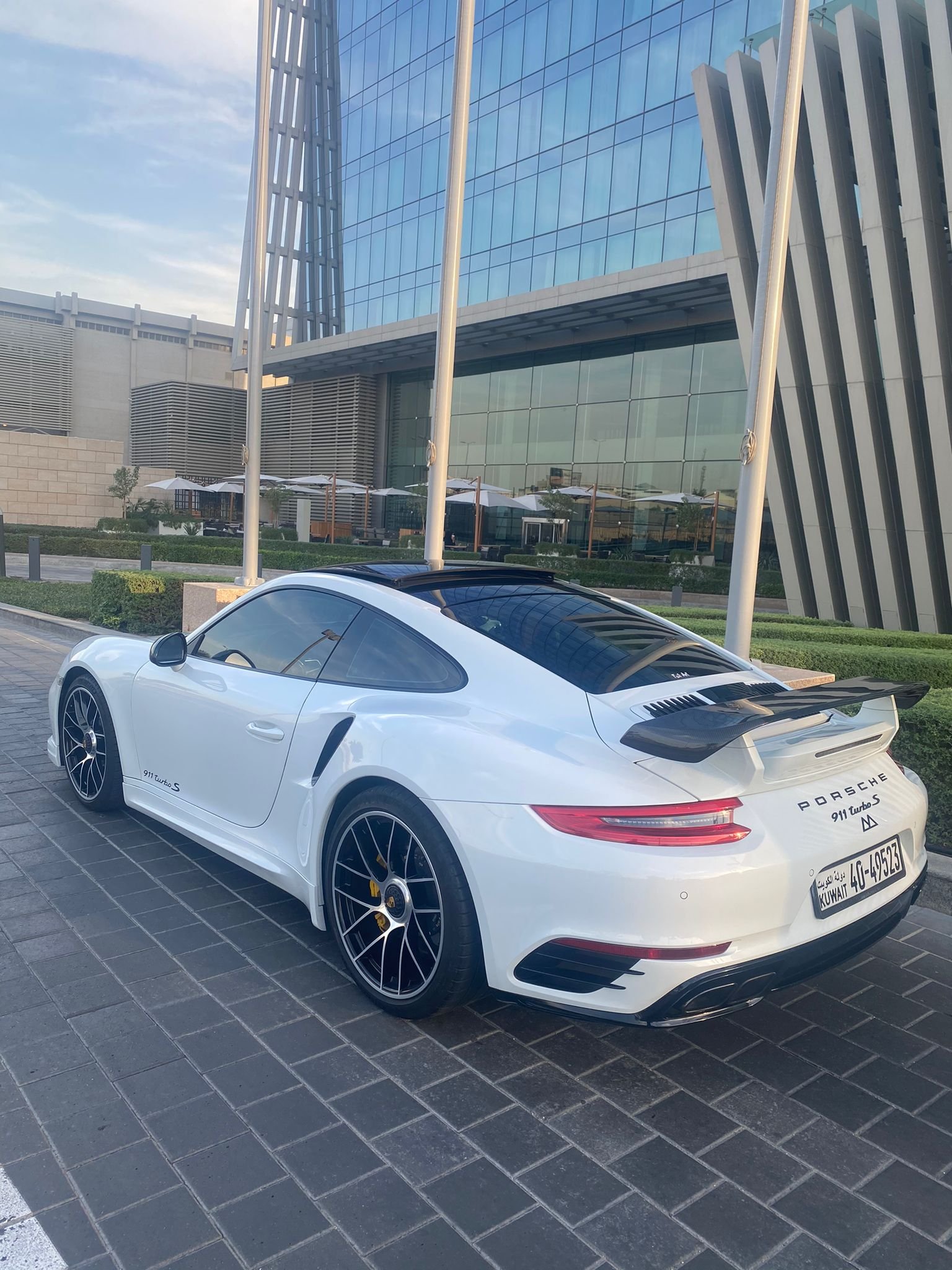 Porsche 911 turbo s 2017 بورشه ٩١١ تيربو اس ٢٠١٧2.jpeg