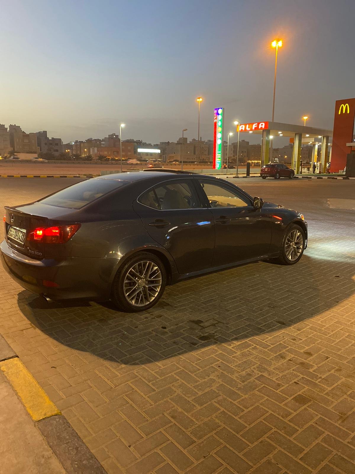 Lexus is300 2007 لكزس اي اس٣٠٠ ٢٠٠٧1.jpeg