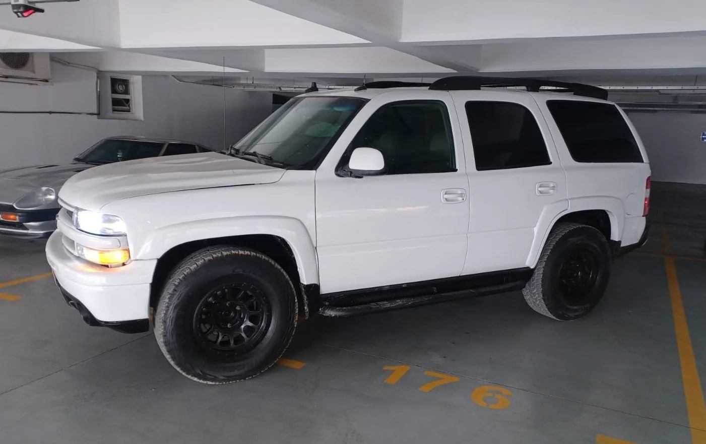 Chevrolet tahoe 2003 شفروليه تاهو ٢٠٠٣