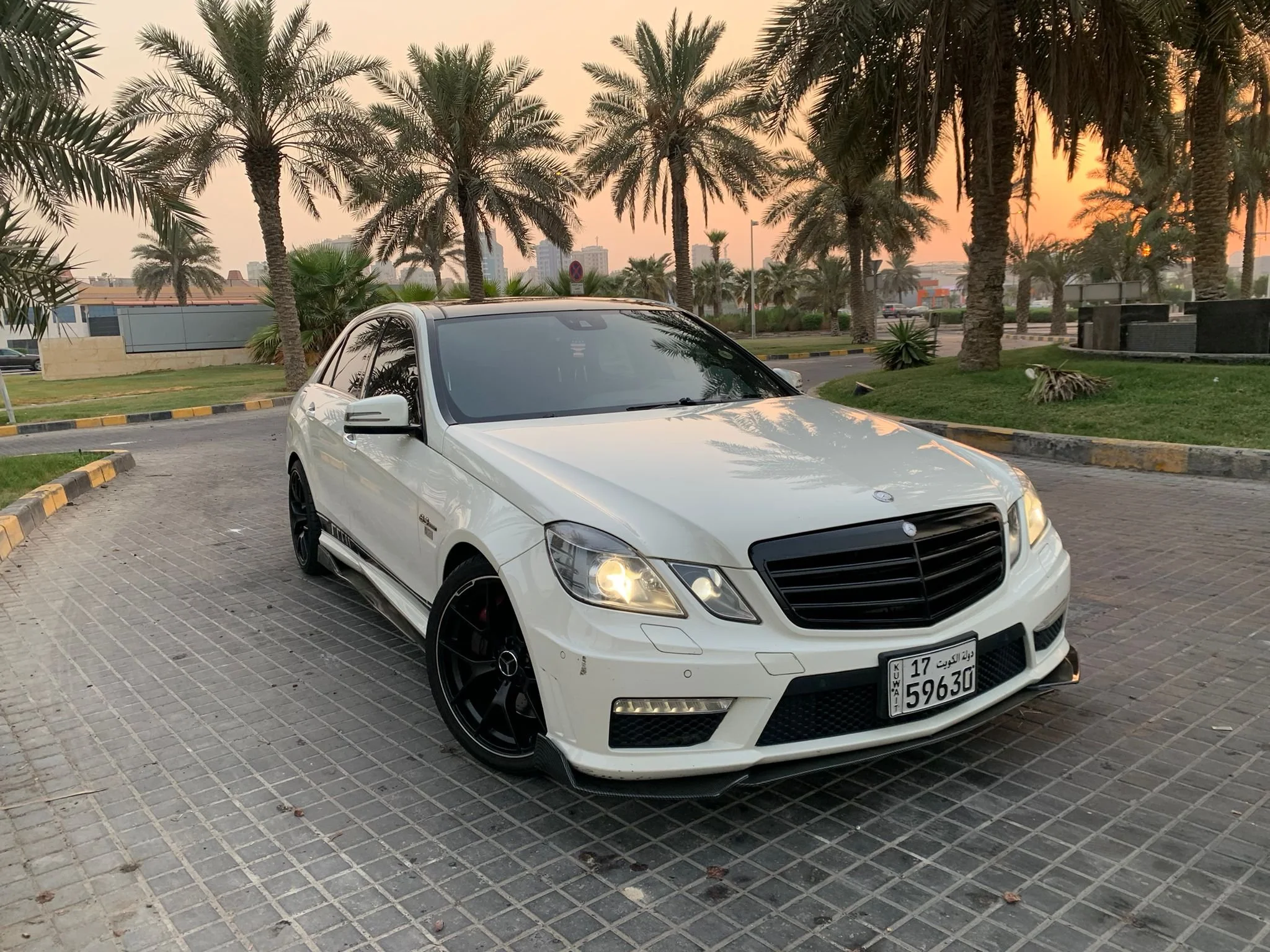 Mercedes e63 2010 مرسيدس اي٦٣ ٢٠١٠