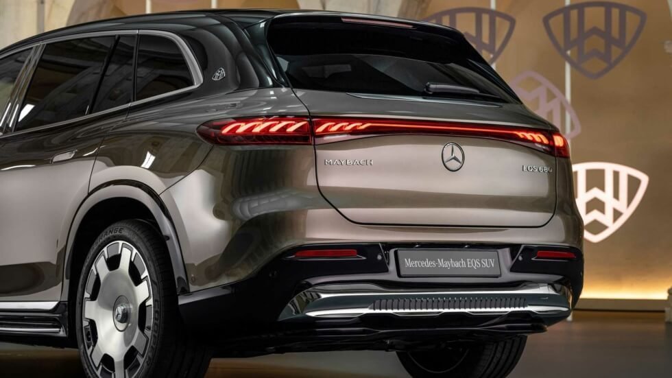 2024-mercedes-maybach-eqs680-suv-6.jpg