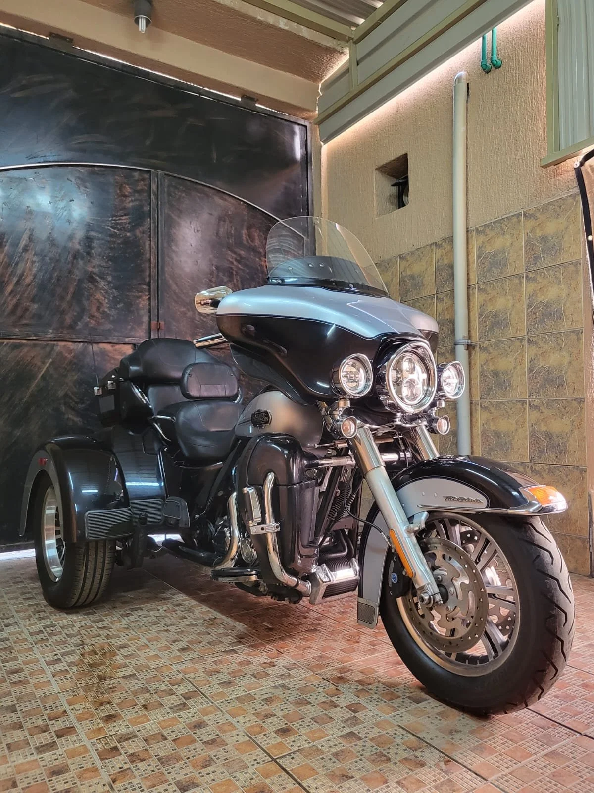 Harley-Davidson trick 2013 هارلي ديفدسون ترايك ٢٠١٣