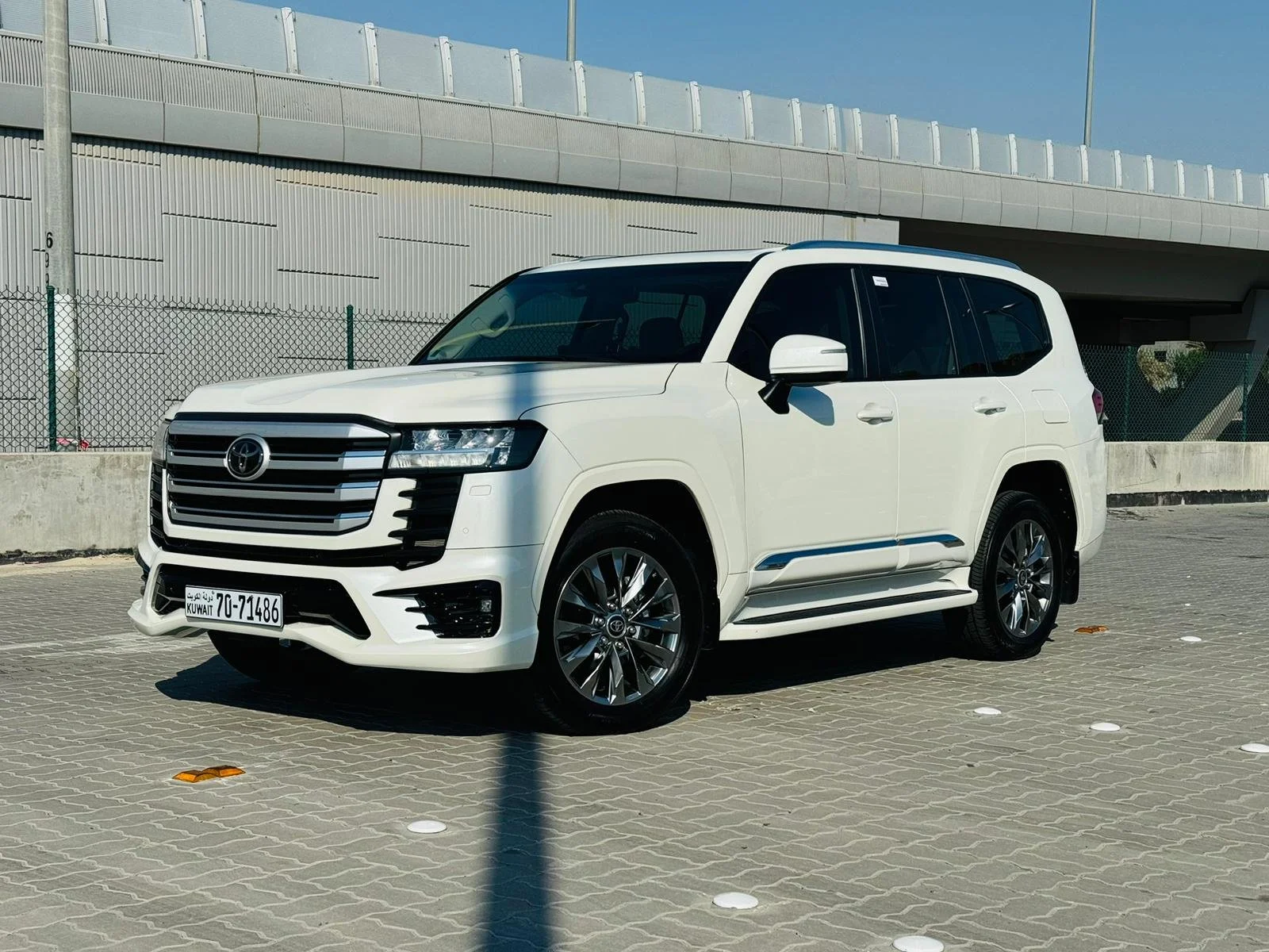 Toyota land cruiser 2023 تويوتا لاندكروزر ٢٠٢٣