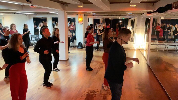 ❤️🙏Thank you so many for joining HSA Salsa Beginner Class before our season opening Salsa party! We have a huge blast to have over 80 amazing dancers with us this night and people are still coming! 

‼️Now mark in your calendar!
💃Next amazing Salsa